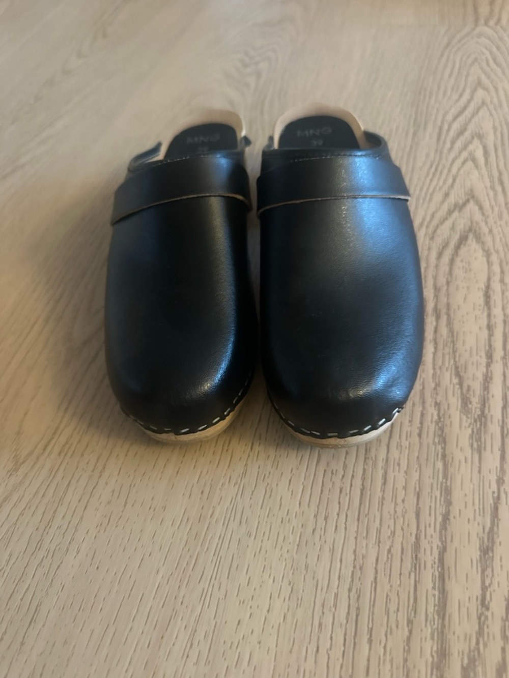 Black Leather Clogs - Mango size 39